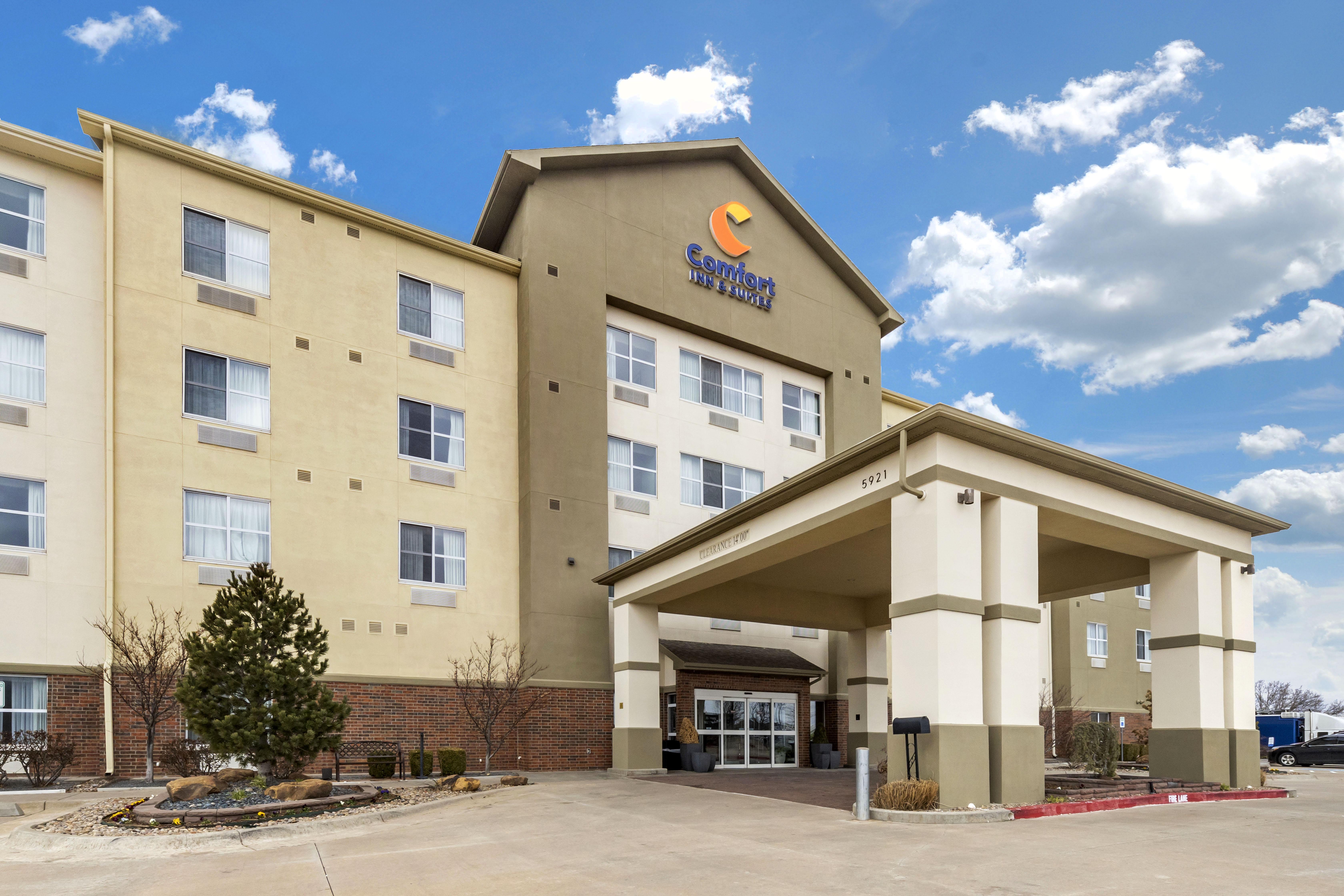 Comfort Inn & Suites Oklahoma City West - I-40 Exterior photo