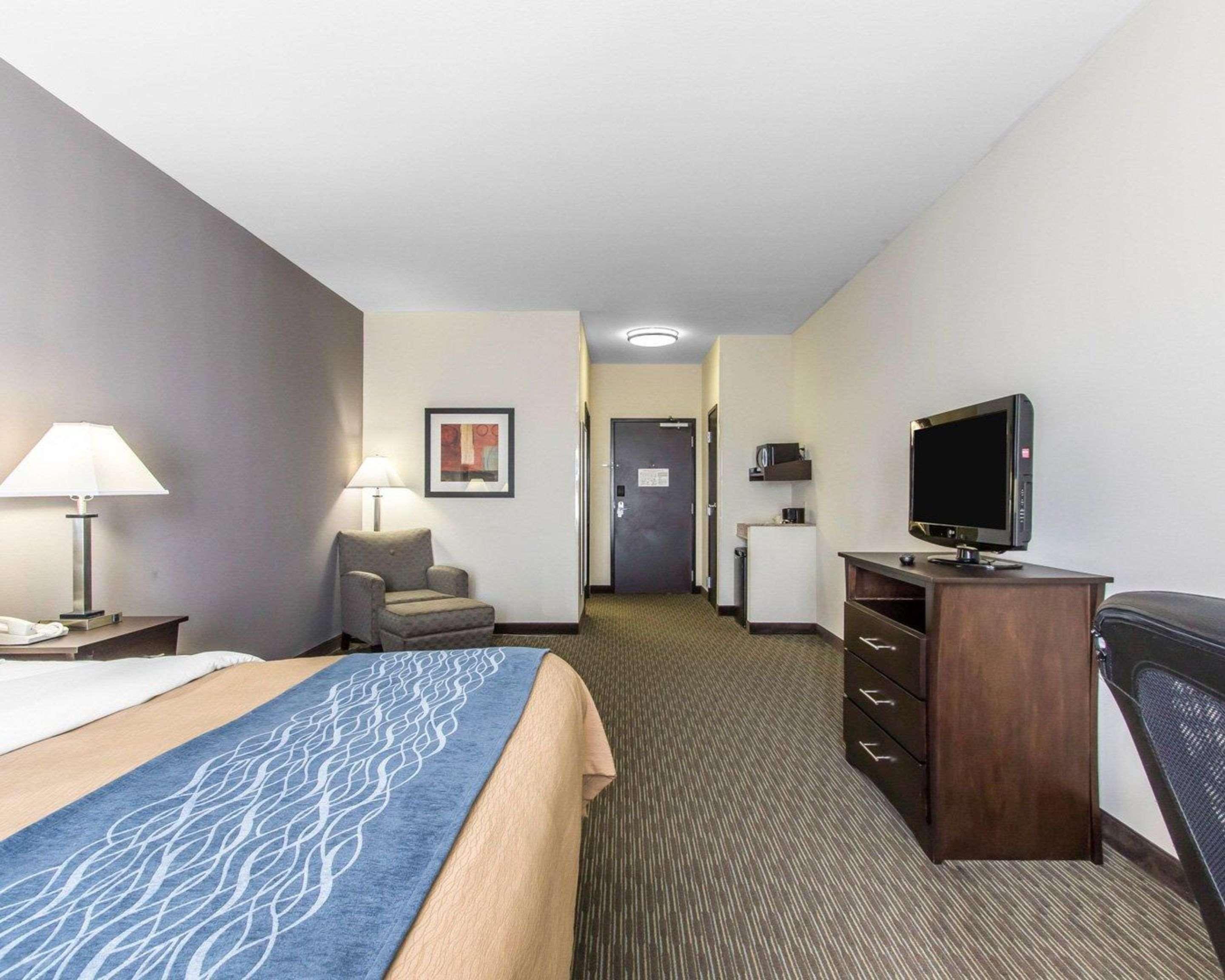 Comfort Inn & Suites Oklahoma City West - I-40 Exterior photo